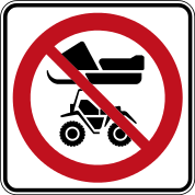 «Движение снегоходов и мотовездеходов запрещено» (Квебек)