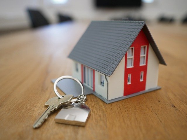 Ежегодный доход, необходимый для покупки жилья в разных городах Канады