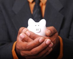 Канадцы, переставшие получать EI, имеют право на получение Canada Recovery Benefit