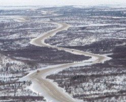 В Канаде открыли первую дорогу к Северному Ледовитому океану