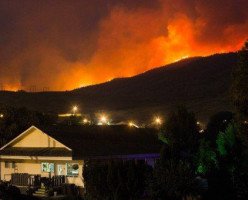 Лесные пожары в Канаде: объявлено чрезвычайное положение