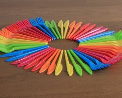 В Канаде вводят запрет на некоторые изделия из пластика