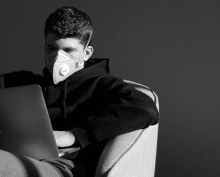 Опрос: У 50% канадцев ухудшилось их психическое состояние во время карантина