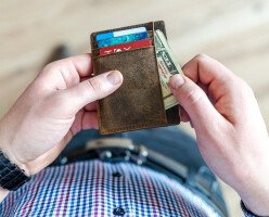 Канадцы сделали 830 000 возвратов чрезвычайных пособий COVID-19