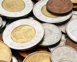 Согласно опросам, канадцы взволнованы низкими ценами на нефть и ослаблением доллара
