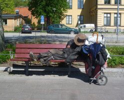 Более 100 бездомных Ванкувера оказались бывшими военными и полицейскими