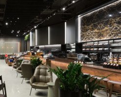 В Ванкувере открыли самый большой Starbucks в Канаде