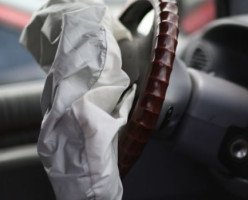 Ведётся расследование первого в Канаде зарегистрированного случая гибели из-за подушки безопасности
