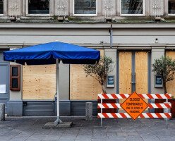 В Канаде закрывают рестораны, нарушающие приказы здравоохранения