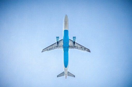 Опрос: более 80% канадцев поддерживают ограничения на поездки
