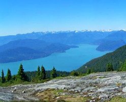 Гора Страчейн (Mount Strachan)