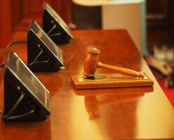 Суд отклонил попытку канадского мужчины запретить своему ребенку поменять пол