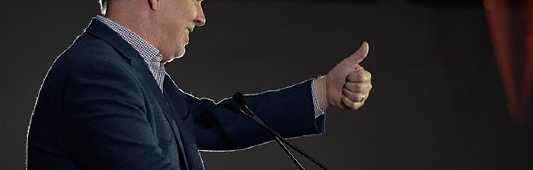 Хорган: если вы не можете вернуть деньги за бронь отелей и рейсов, вы сами виноваты