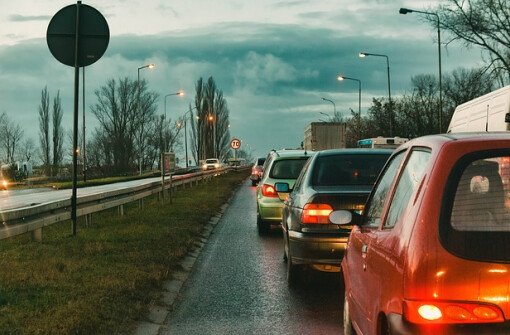 Страховая корпорация Британской Колумбии (ICBC) внедряет новую модель страхования на основе оценки водителя