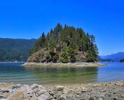 Пляж острова Джаг (Jug Island Beach)