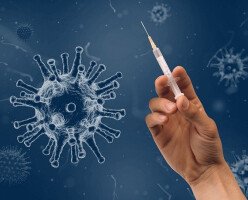 Почему в Канаде так медленно продвигается вакцинация?