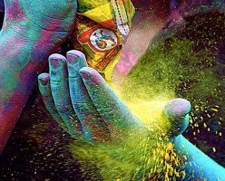 Раскройте свои истинные цвета на фестивале Holi Colour Festival этим летом