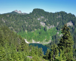 Горный хребет Тандерберд (Thunderbird Ridge)