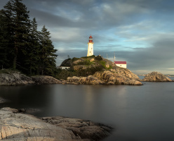 Парк Лайтхаус (Lighthouse Park)