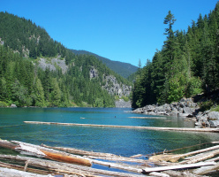 Озеро Линдмэн (Lindeman Lake)