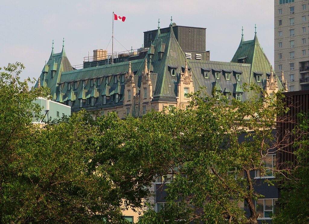Отель «Fort Garry», Виннипег