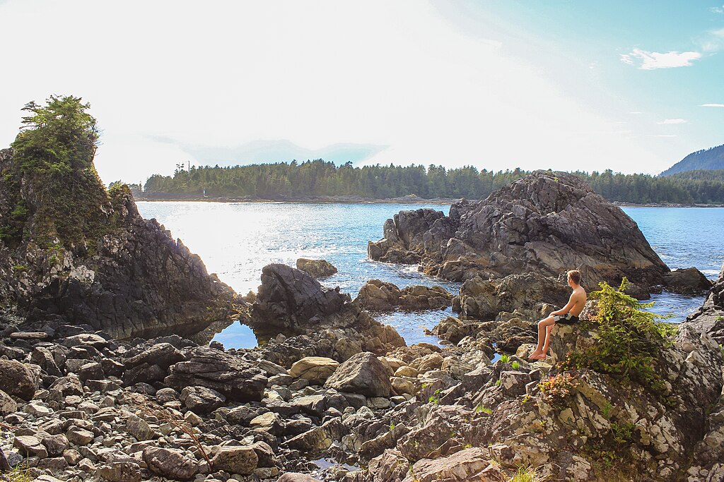 Горячие источники Коув (Hot Springs Cove)