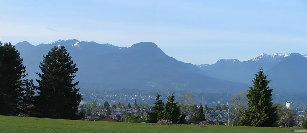 Гора Фромм (Mount Fromme)