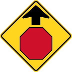 «Впереди знак «СТОП»