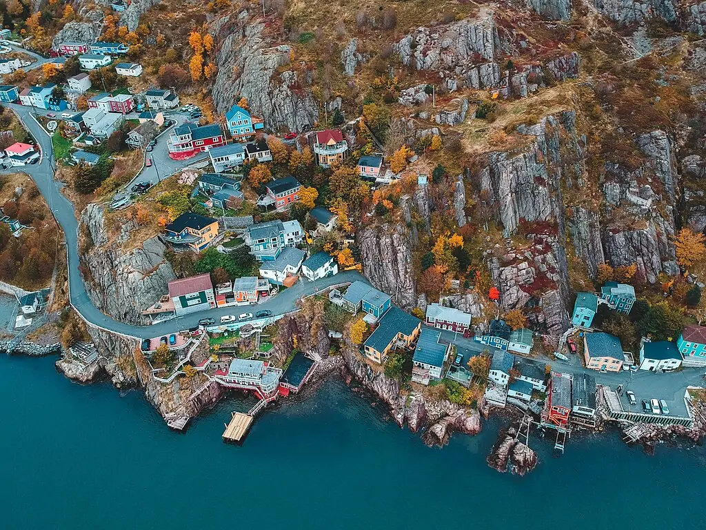 Исследуйте Сент Джонс