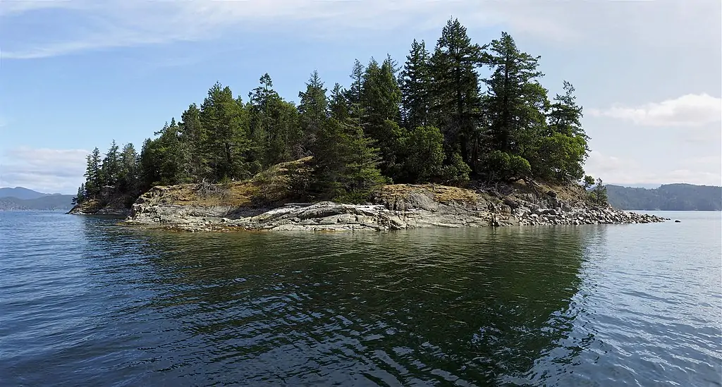 Пролив Запустение (Desolation Sound)