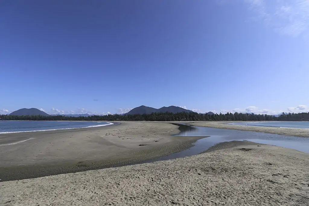 Toфино (Tofino)
