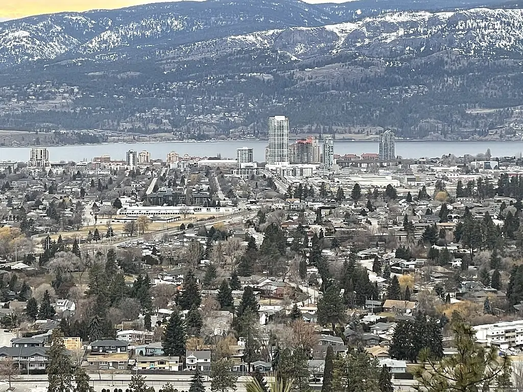 Пусть само путешествие (а не конечная его точка) в Келоуну (Kelowna) станет целью