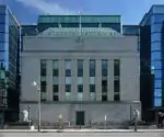 Как грабить ваш банк в Канаде год за годом