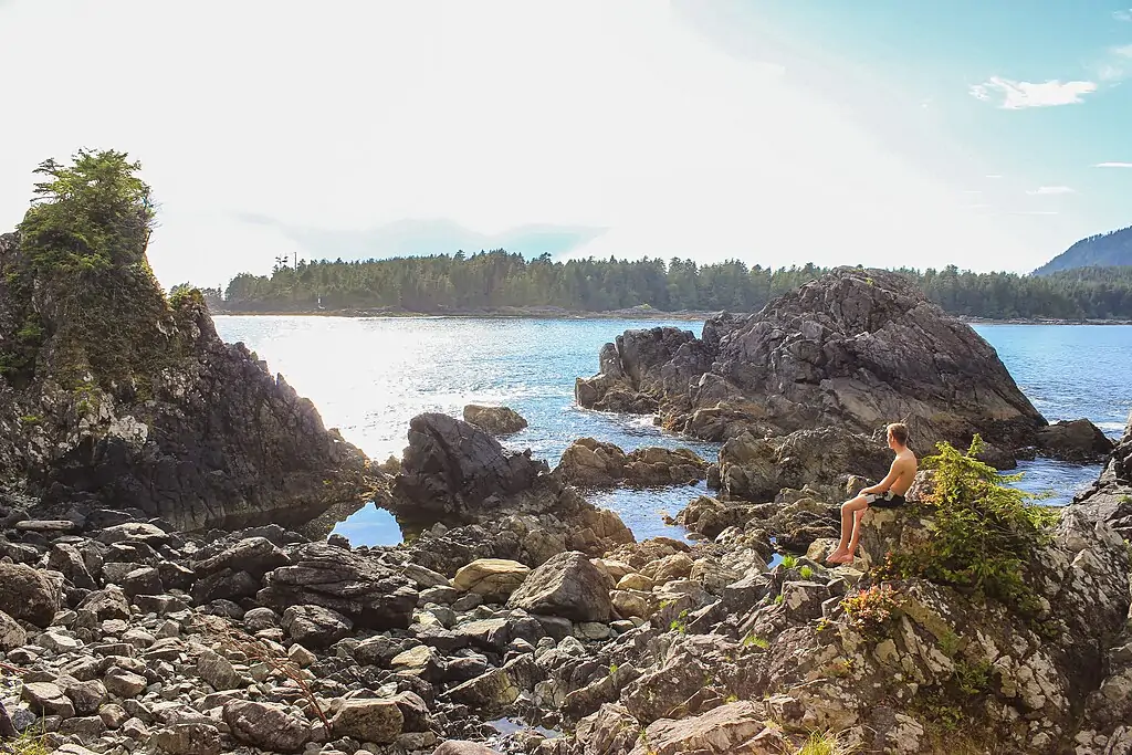 Горячие источники Коув (Hot Springs Cove)