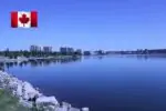 На этом пляже Канады появилась странная машина — и вот зачем